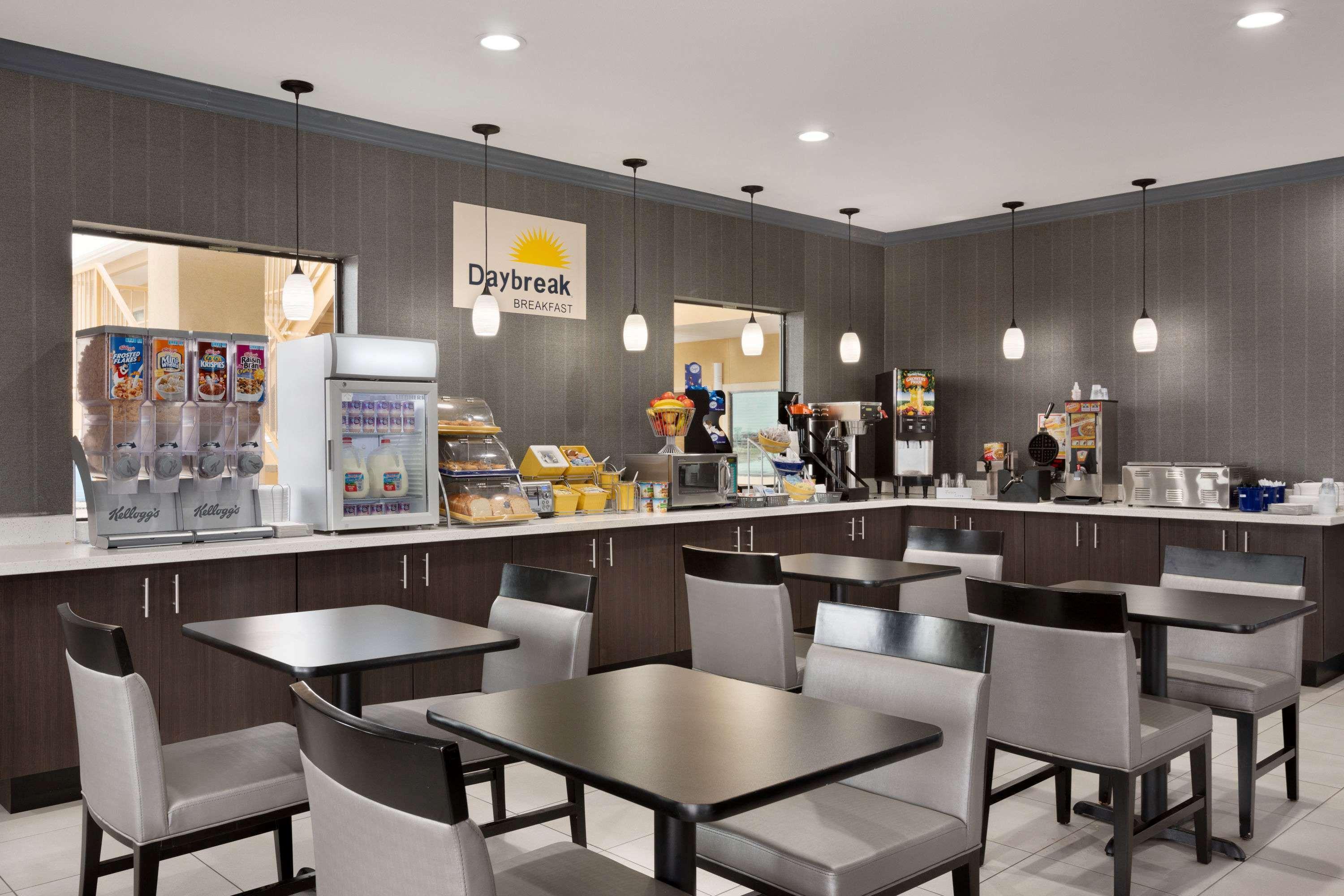 Days Inn By Wyndham Odessa Extérieur photo